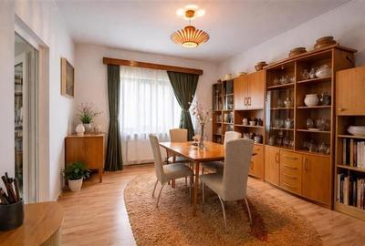 FILM! Casa primitoare in centrul orasului Targu Secuiesc - 2