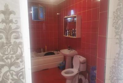 Casă cu 5 camere cu Canalizare în Central - 14