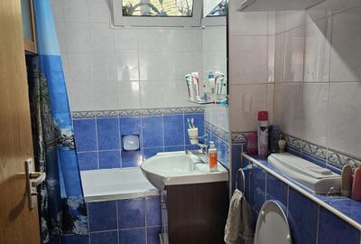 Apartament cu 3 camere decomandat în Central - 2