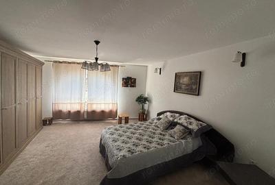 Casa cu 5 camere, in zona cenrala, spre vanzare, deosebita - 1