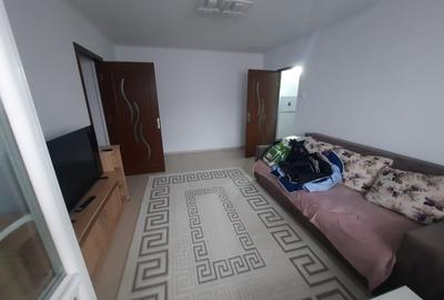 Apartament cu 2 camere etaj 3/4, zona Pod Ros - 2