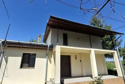 Casă cu 4 camere cu Teren 864 Mp în Central - 5