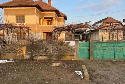 Casa in Babeni + teren 5700 mp - vizavi de Annabella - 1