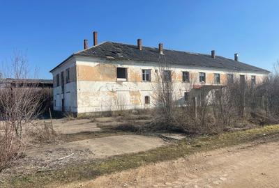 Proprietate specială, de 1,270 mp, în Vest - 1