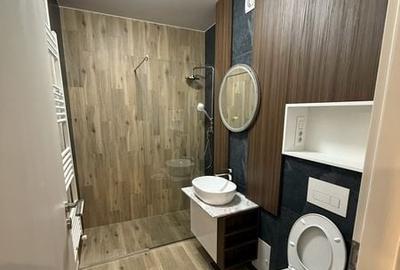 Apartament cu 2 camere semidecomandat, mobilat în Tractorul - 6