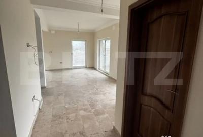 Casă cu 5 camere cu Teren 500 Mp în Giroc - 10