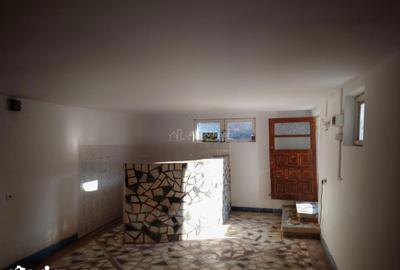 Casă cu Teren 2500 Mp în Secăria - 13