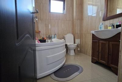 Direct proprietar Vila individuala spatioasa cu toate utilitatile in zona buna Direct proprietar Vila individuala spatioasa cu toate utilitatile in zona buna - 12