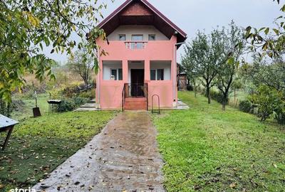 Casă cu 3 camere cu Teren 1000 Mp în Apahida