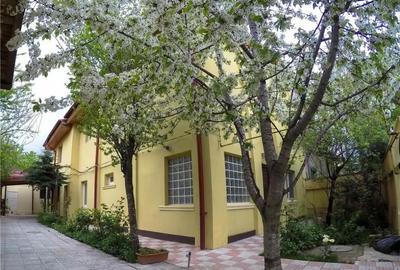 Casă cu 7 camere cu Teren 400 Mp în Gorjului - 6