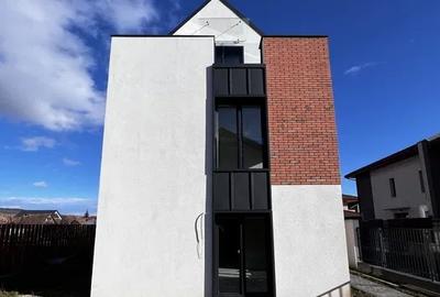 Duplex 4 camere in Someșeni, teren 222 mp, utili 118 mp - 2