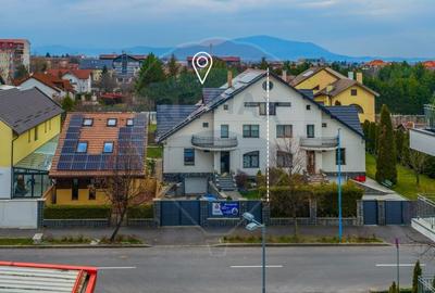 Casă cu 9 camere cu Teren 650 Mp în Tractorul - 1