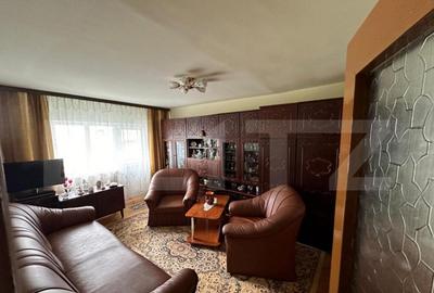 Apartament cu 4 camere, 105 mp, balcon, garaj si loc de parc - 1