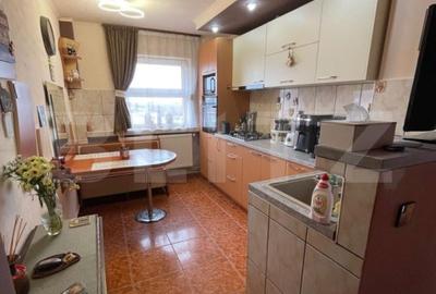 | Apartament cu  camere | 62 mp, zona TRIAJ | - 4