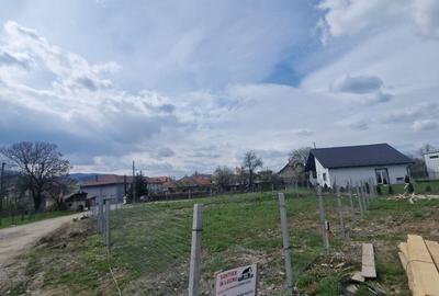 Teren de 464 mp, în Central - 1