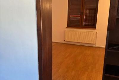 Casă cu 5 camere în Lidia - 1