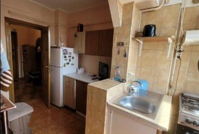 Garsonieră decomandată în Calarași 4 - 5