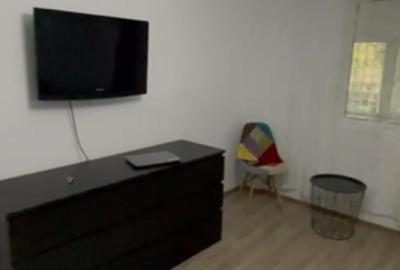 Garsonieră decomandată, mobilată în Tei