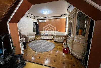Aparatorii Patriei - Vanzare Vila cu 5 Camere - Comision 0% - 8