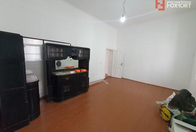 COMISION 0% Apartament cu 4 camere decomandat, la curte comuna - zona Fabric - 13