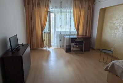 Apartament cu 3 camere decomandat în Cug - 1