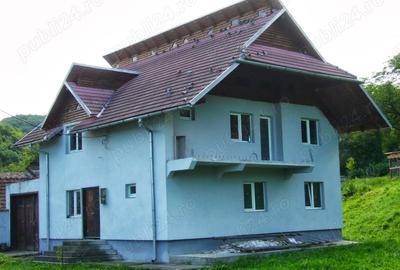 Casă cu 5 camere în Tincova - 2