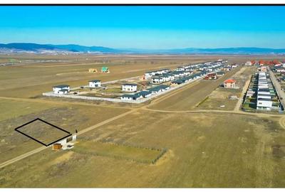 Parcela construibila-641mp/ vedere panoramica/pozitie avantajoasa- A3 - 2