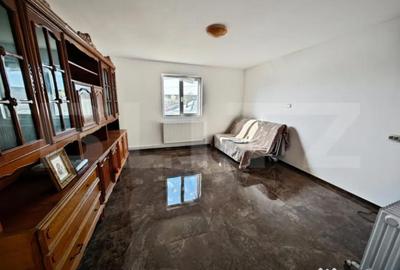 Casă cu 4 camere cu Teren 500 Mp în Central - 2