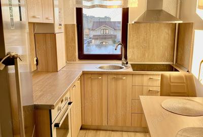 Apartament cu 2 camere decomandat în Km 4 - 5