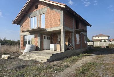Casă cu 3 camere cu Teren 930 Mp în Săcălaz - 2