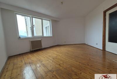 Apartament doua camere decomandat de vanzare in Aiud - 2