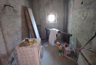 Casă cu 6 camere cu Teren 324 Mp în Holboca - 8