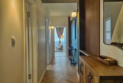Apartament cu 2 camere decomandat în Central