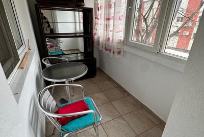 Apartament cu 3 camere decomandat, mobilat în P-ța Muncii - 10