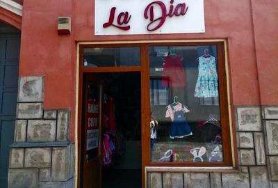 Spațiu comercial, de 19 mp, în Central - 4