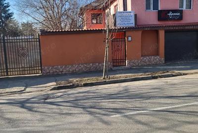 Casă cu Teren 500 Mp în Central - 5