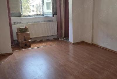 Apartament cu 2 camere decomandat în Horia - 6