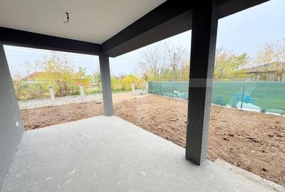 Casa de vanzare , 110 mp , teren 4,5 ari, zona Lazuri - 1