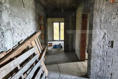 Casă cu Teren 1607 Mp în Central - 3