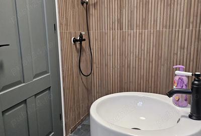 Casă cu Teren 2034 Mp în Mândruloc