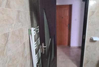 Garsonieră decomandată în Central - 9