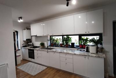Magurele, Vila 2022, P+1+M, 5 cam, 3 bai, mansarda open space, COMISION 0 - 6