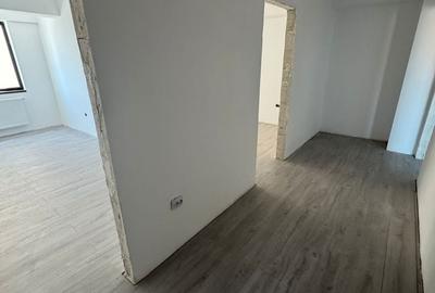 Apartament cu 3 camere decomandat în Energia - 3