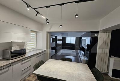 Apartament cu 3 camere, 83 mp, etaj 2, Craiovita Noua, zona - 3