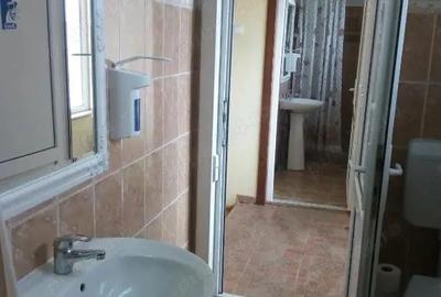 Casă cu 14 camere în Central - 1