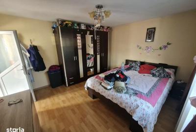 Casă cu 4 camere în Central - 3