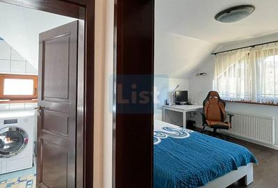 Casă cu 5 camere cu Garaj în Văliug - 17