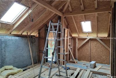 Sinaia / Peles - Vila D + P + M - 10 Camere - 260 mp utili - 700 mp teren - 21