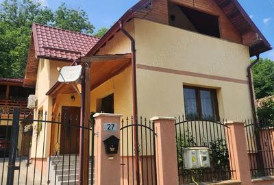 Casa cocheta in Dej, str. Somcutului-Liniste, confort si natura!