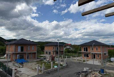 Casă cu 4 camere în Central - 6